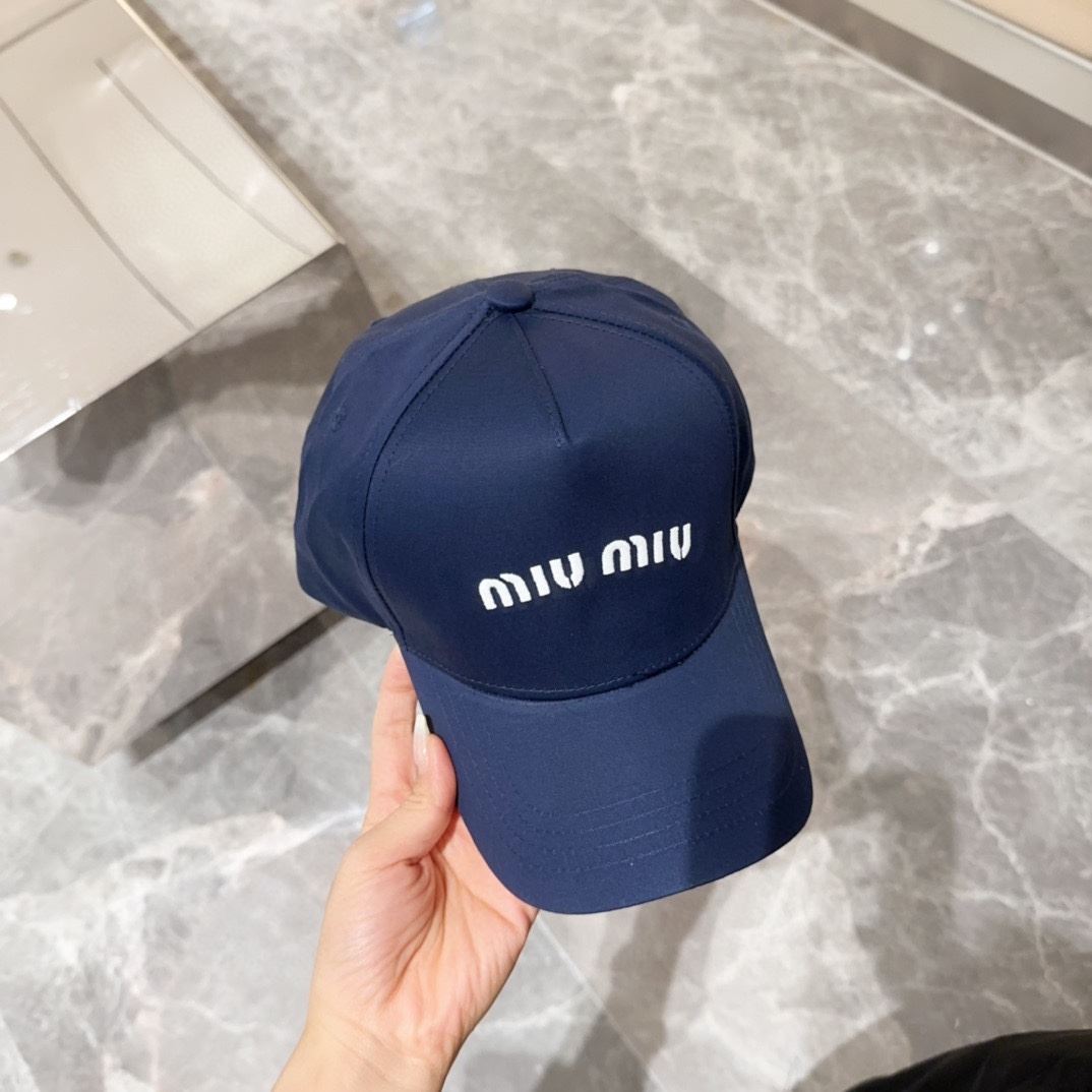 Miu Miu Caps